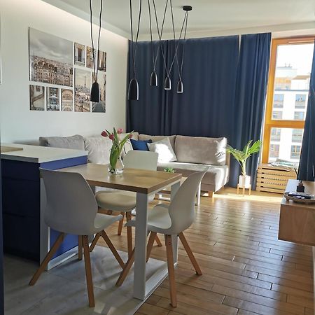 Wola Blue Modern Apartment Варшава Экстерьер фото